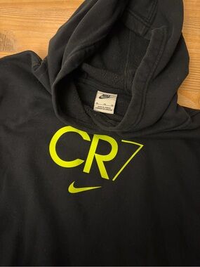 Boys Nike CR7 Sweatshirt Size XL